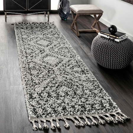 Nuloom Vasiliki Moroccan Shag Tasseled Area Rug 2ft 6in x 6ft GCDI02B-2606